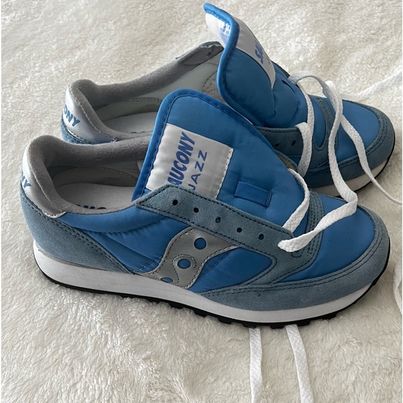 COPY - Saucony women’s jazz low New without box sz 5.5 women’s - Picture 1 of 5